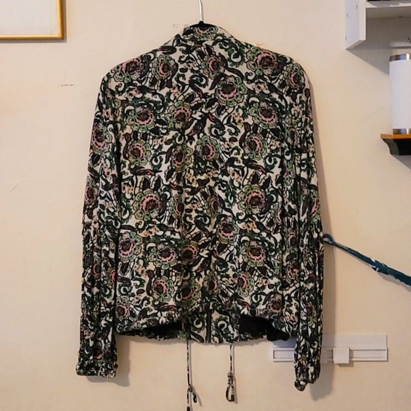Free People RARE stunning lightweight floral crewneck jacket, size medium. - Picture 6 of 13